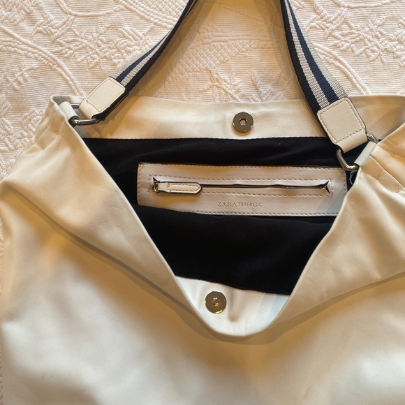 Zara satchel with snap closure - Picture 2 of 2